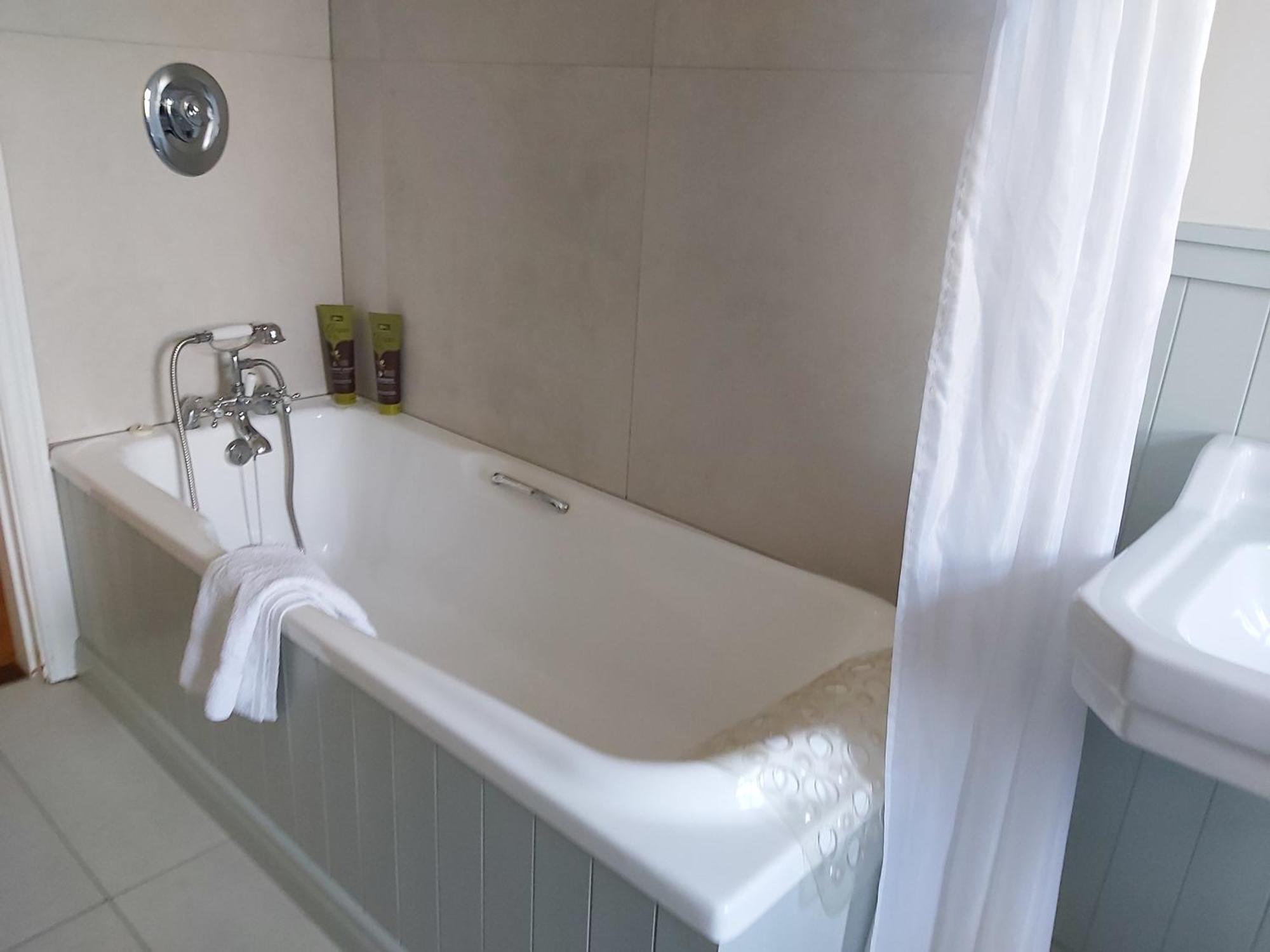 Shanakeever Farm - 2 Bedroom Apartment Clifden Szoba fotó